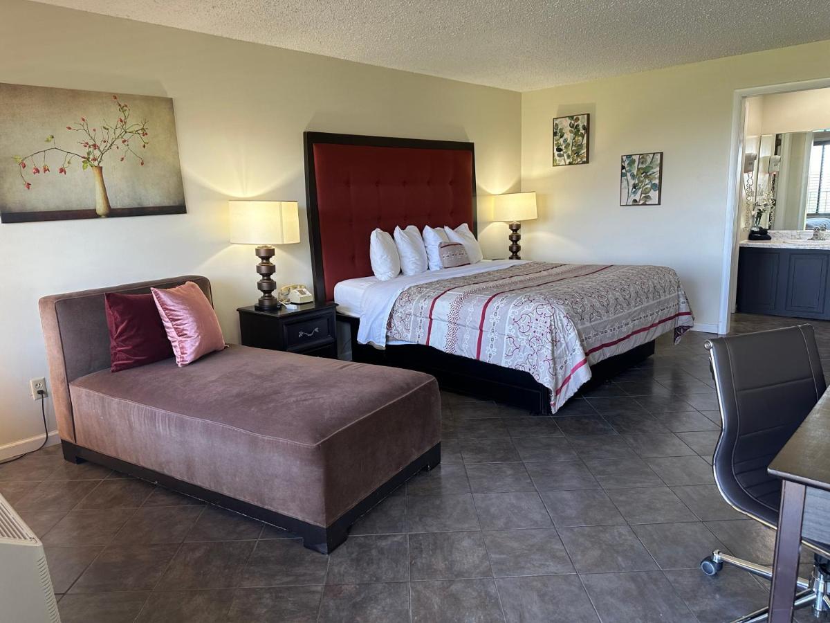 Geneva Wells Inn — photo 21