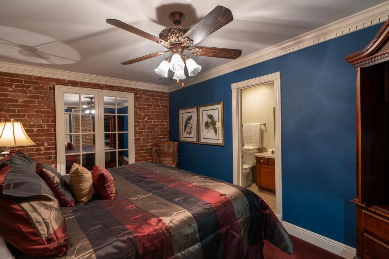 Quarter House Suites — photo 12