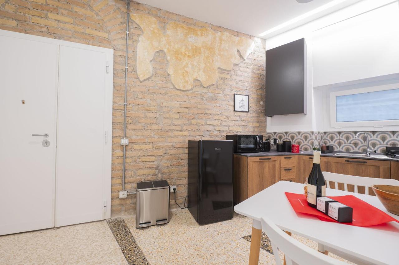 Trastevere Lovely 2 BR Apartment - 4