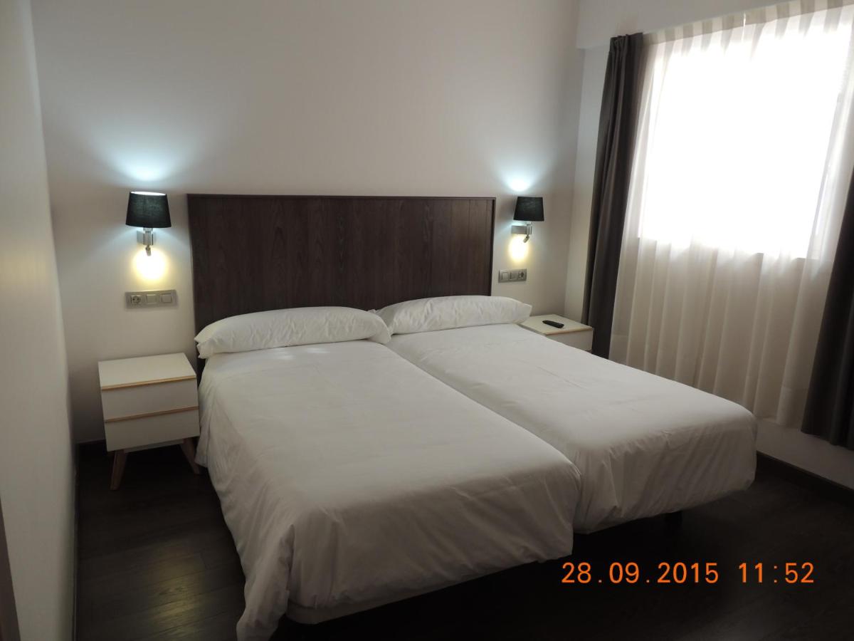 Pension El Mosquito, Baiona, Spain - Booking.com