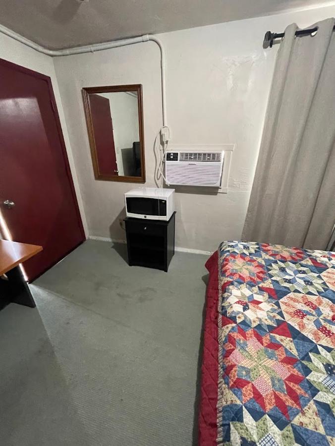 Royal A Motel — photo 11