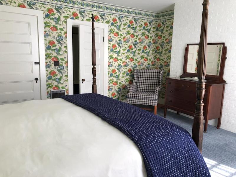 Harbourside Inn — photo 11