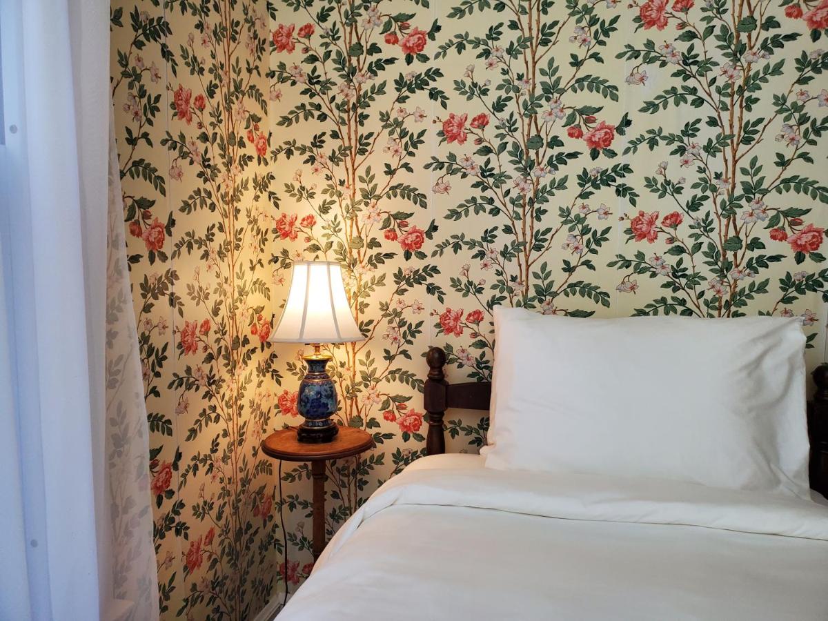 Harbourside Inn — photo 17
