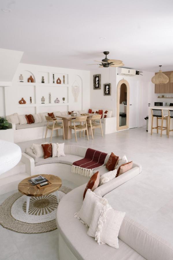 Casa Z - Seminyak 3BR Villa with Private Pool - 2