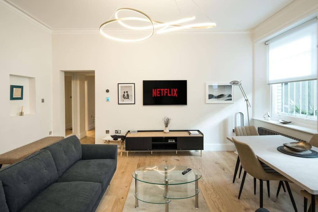 Stylish 2 Bed Flat in Holland Park/ Notting Hill - 5