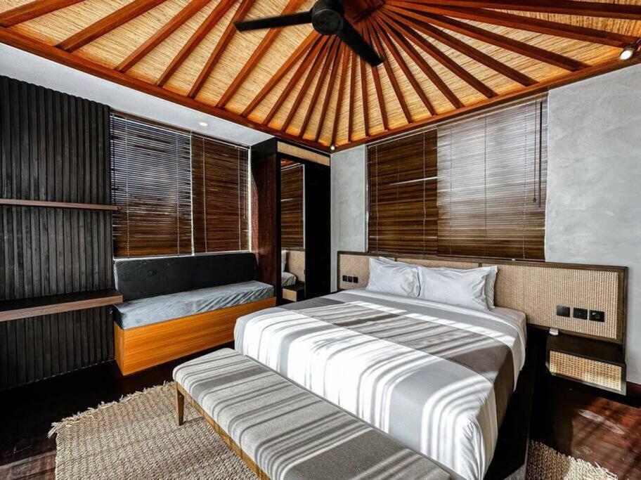 Villa Nakula - Designer Canggu 3 Level Villa ONLY 5 mins to Beach - 2