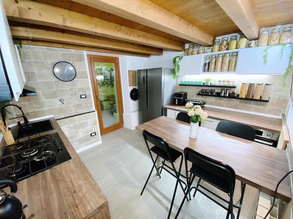 Rustic Retreat Rooms - 2