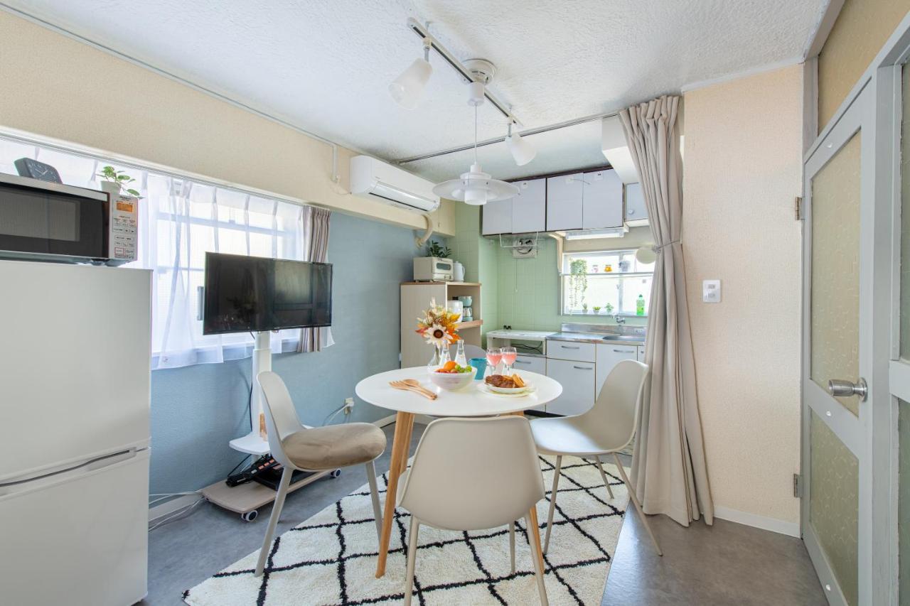 Kawaii House Tokyo Shin-Okubo 45 square meters and has 3 beds - 4