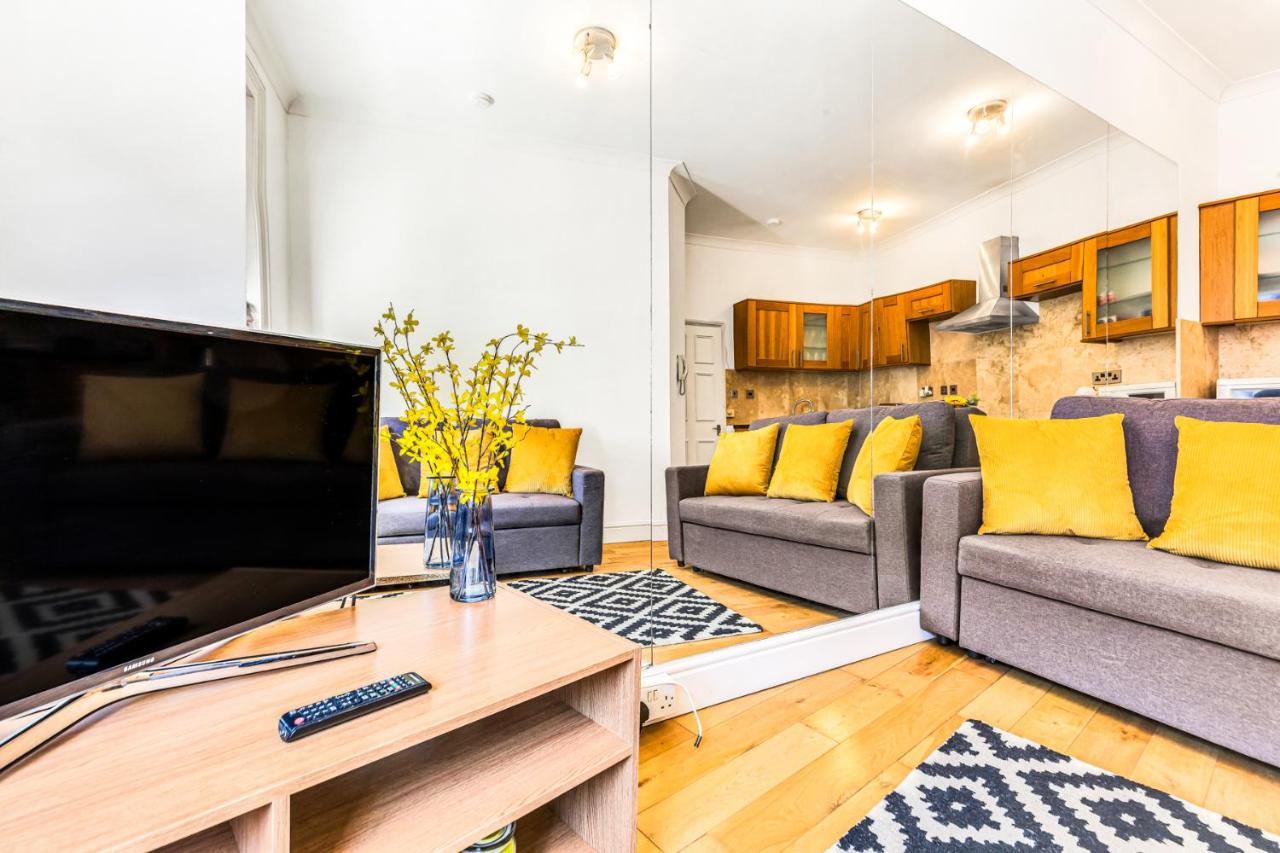 LUXstay2 Earls Court Apartment - Sleeps up to 8 - 5