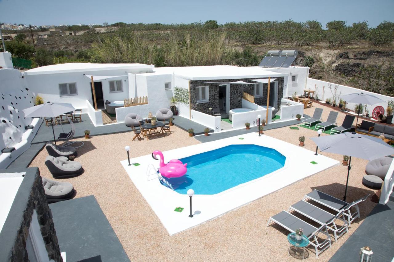 Village Anto Fira - 4