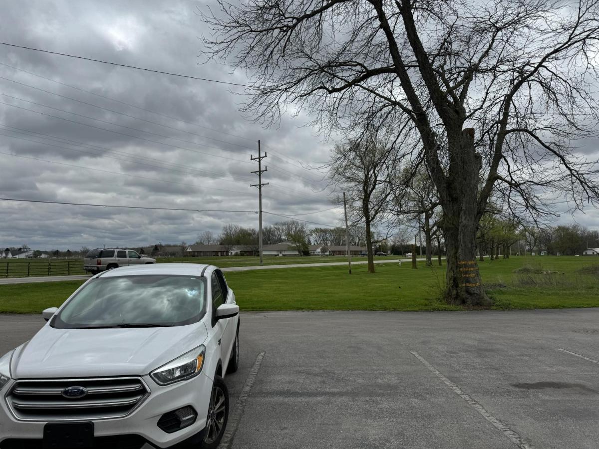 Fostoria Motel — photo 18