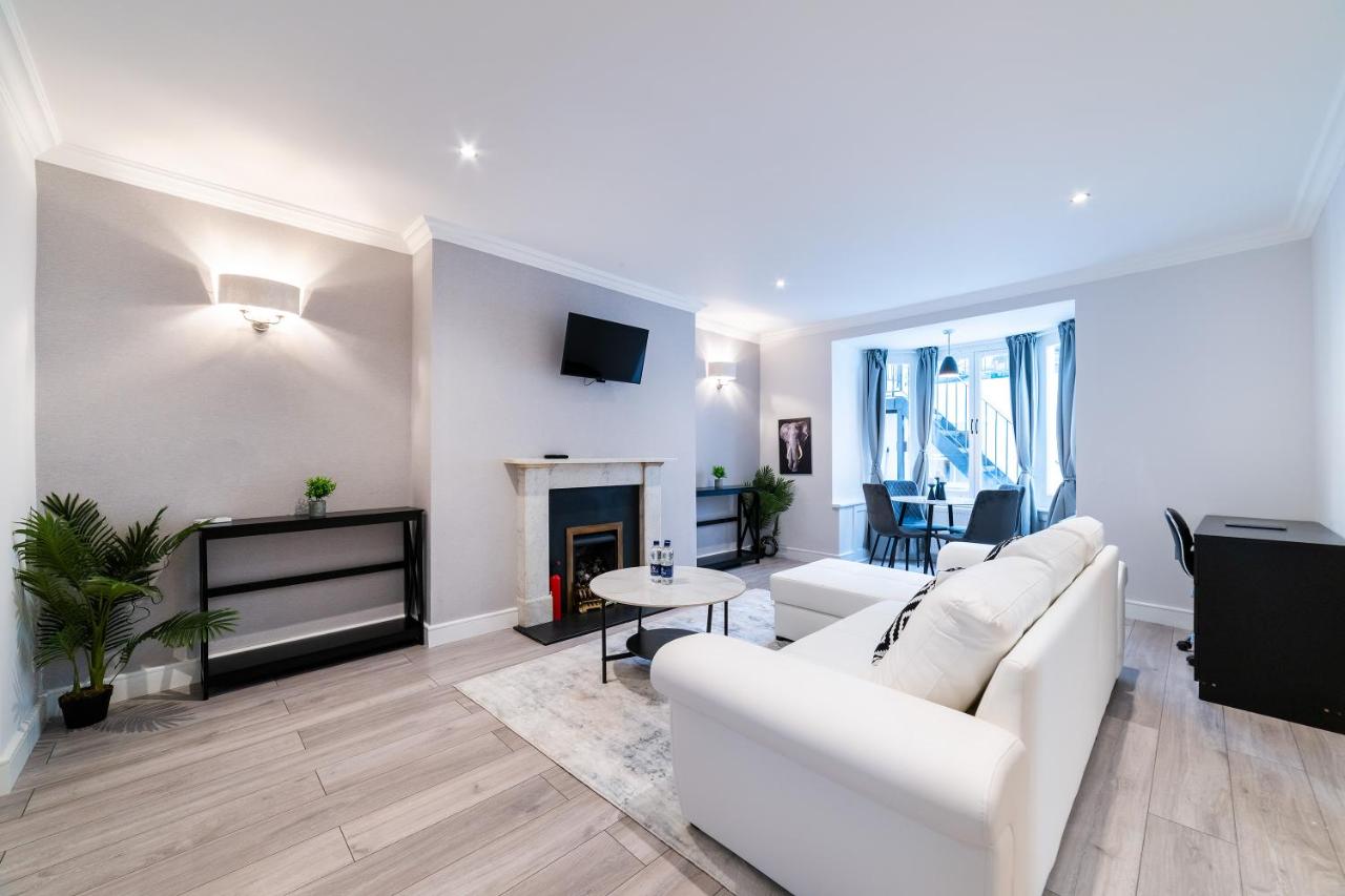 Gloucester Terrace Gem - 5