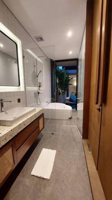 Akhila 1 - 1 BR modern tropical villa at the heart of Seminyak - 3