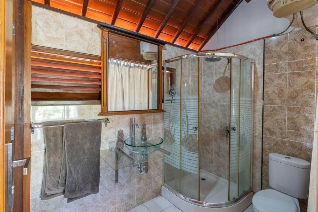 Private 3 Bedroom Villas, 5 mnt to Beach Nusa Dua - 3