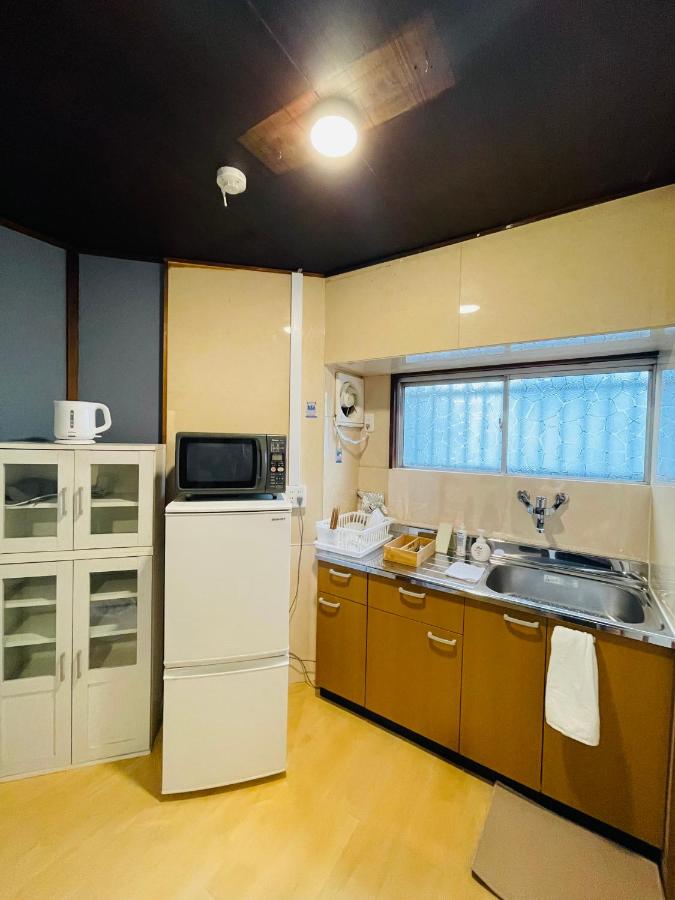 Namba Shinsaibashi 10 mins Osaka Castle　East - 4