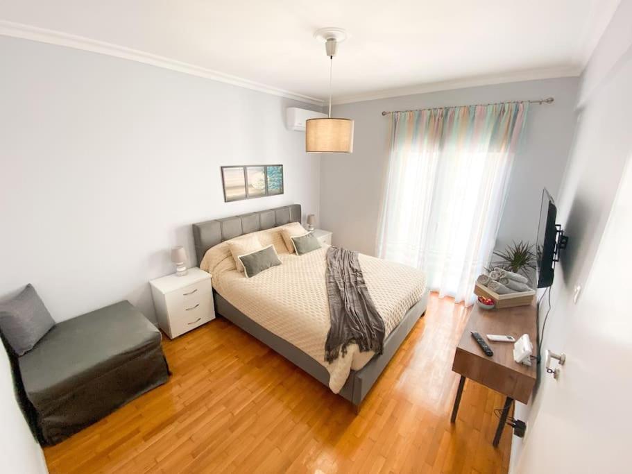 6th Floor Apartment in Athens - 2
