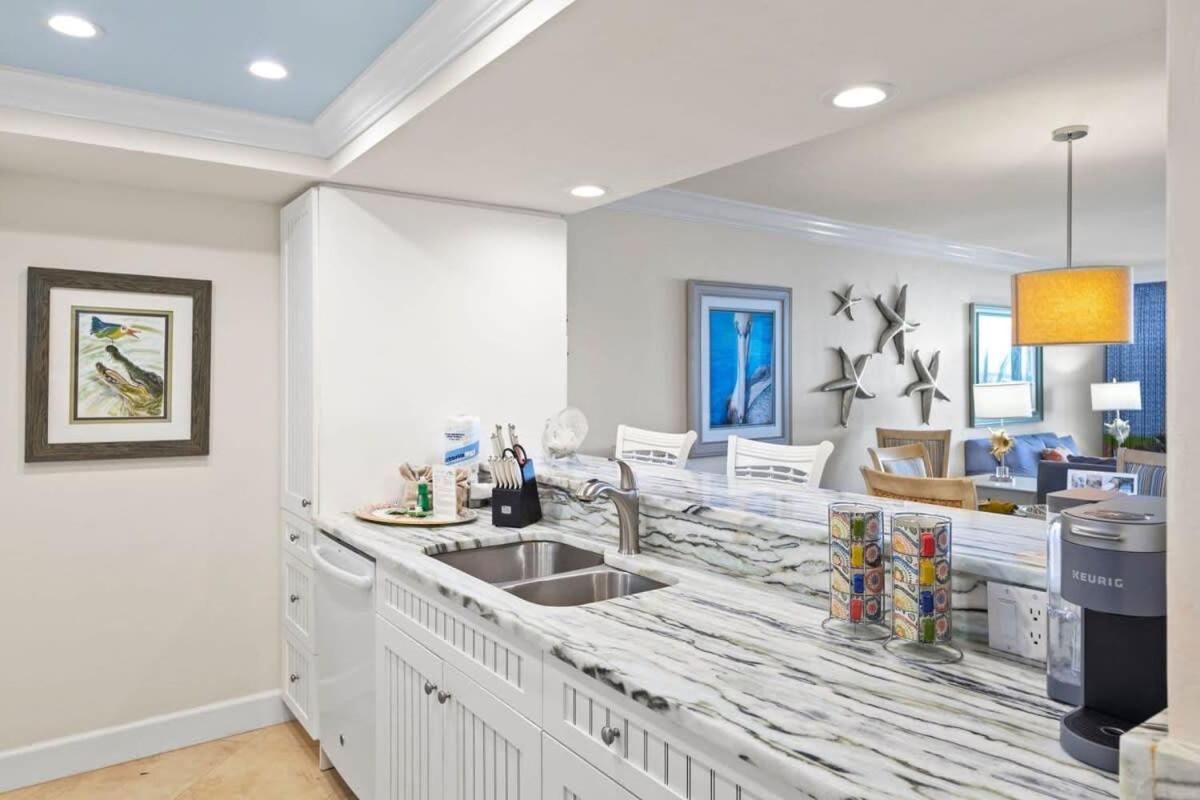 Sanibel Harbour Tower Condo — photo 2