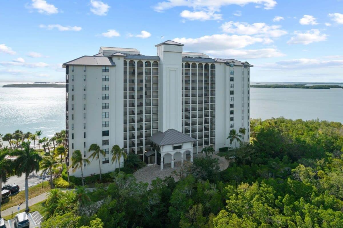 Sanibel Harbour Tower Condo — photo 18
