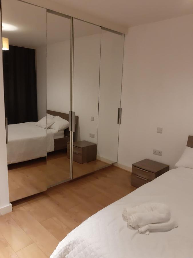 GOLDEn LuxurY APARtMENT - 2