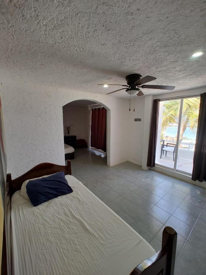 ON THE BEACH SURFERS SUNRISE HAVEN 3 - 2