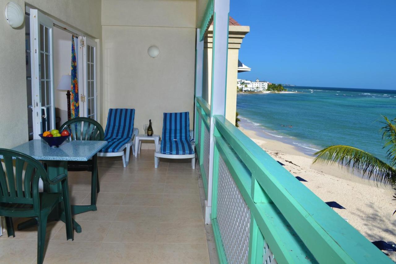 Coral Mist Beach Hotel - 4
