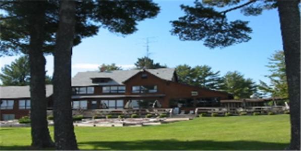 Hiawatha Lodge — photo 6