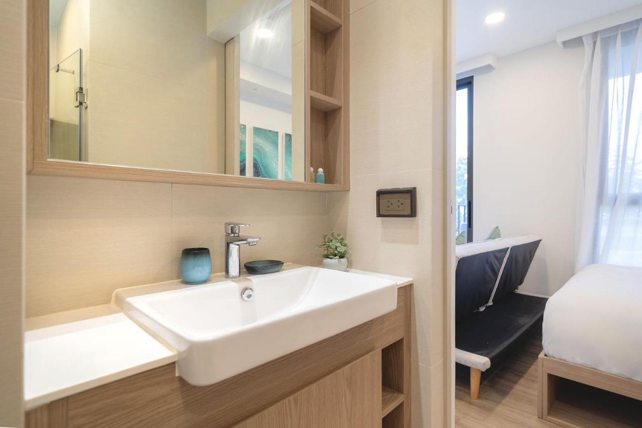 Laguna BangTao Beach Skypark Apartment - 5