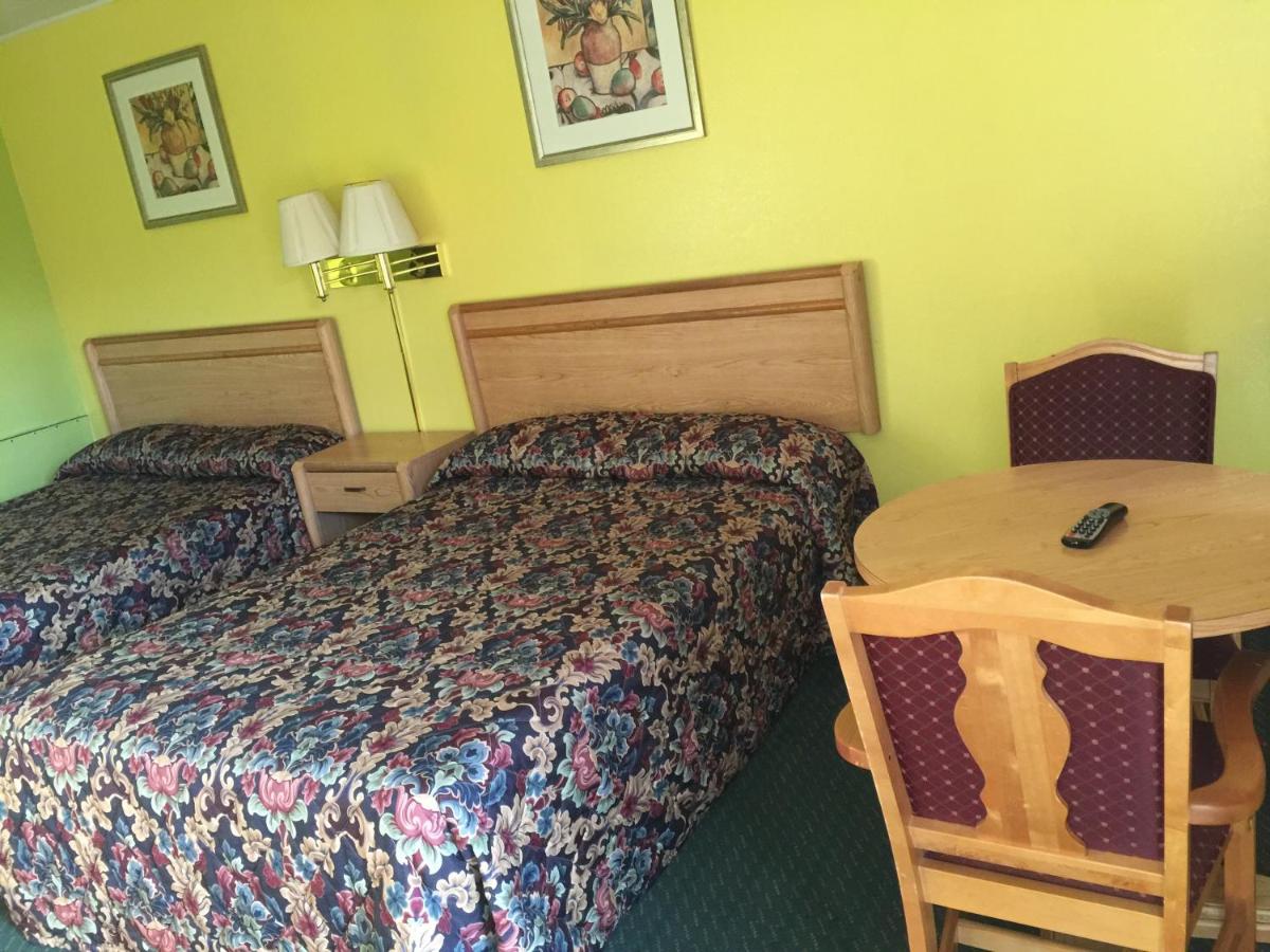 Statesman Inn Motel — photo 10