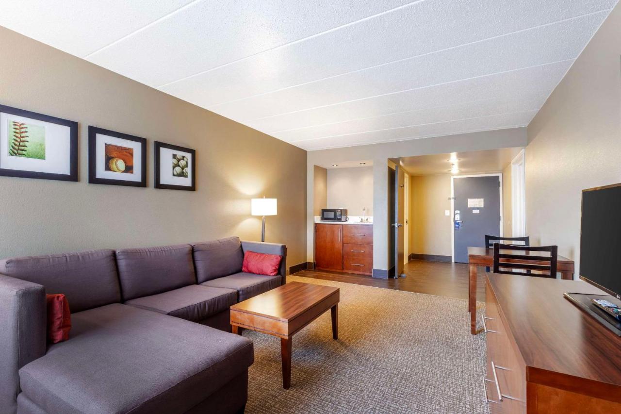 Stay Inn &Suites — photo 20