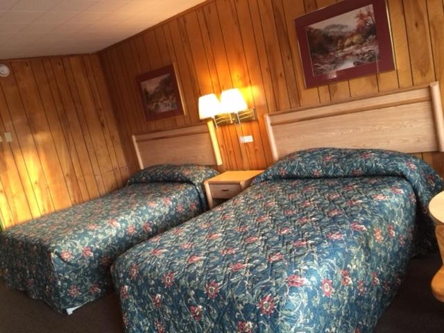 Statesman Inn Motel — photo 23