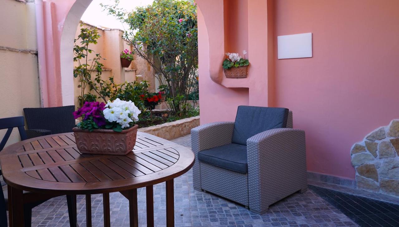 Flowery Inn Villa - 3