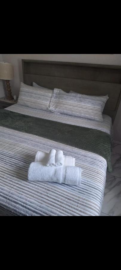 Shauna apartment - 2