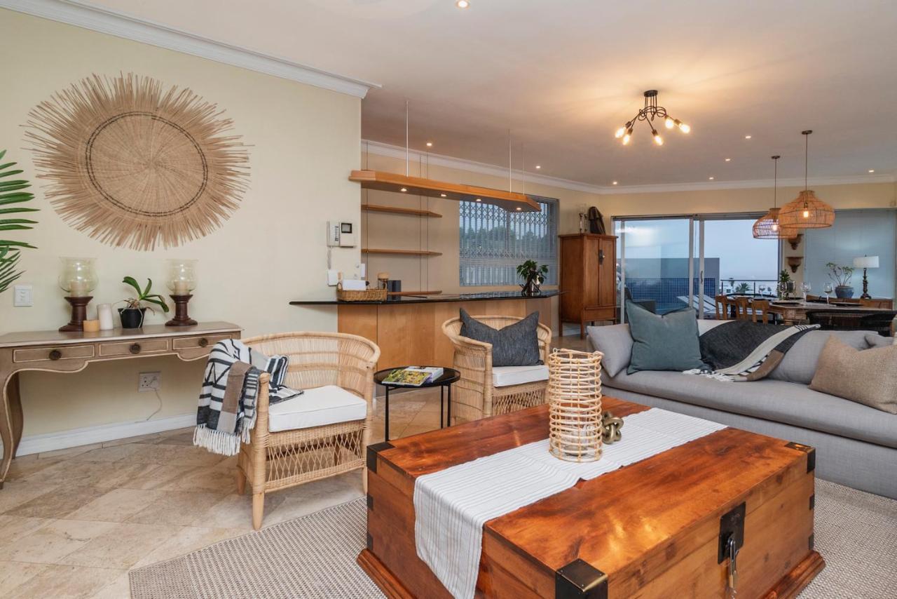 Stylish Penthouse with 180 degree Ocean Views! - 5