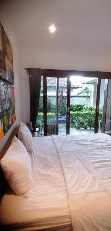 D'tegal Guest House- Tropical Courtyard in Canggu - 4