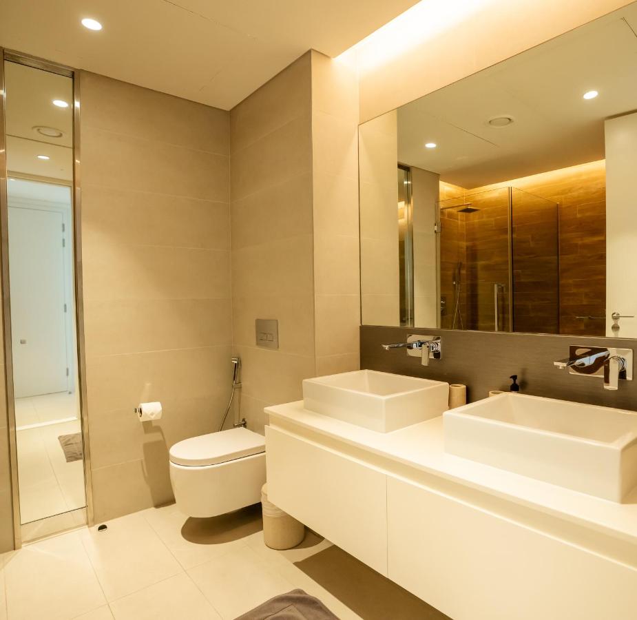 Nasma Luxury Stays - Gorgeous Waterfront Apt With Incredible Sea Views - 3