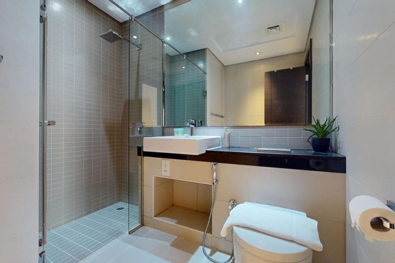 Vacationer Holiday Homes I Bright Two Bedroom I Silverene Tower B - 3