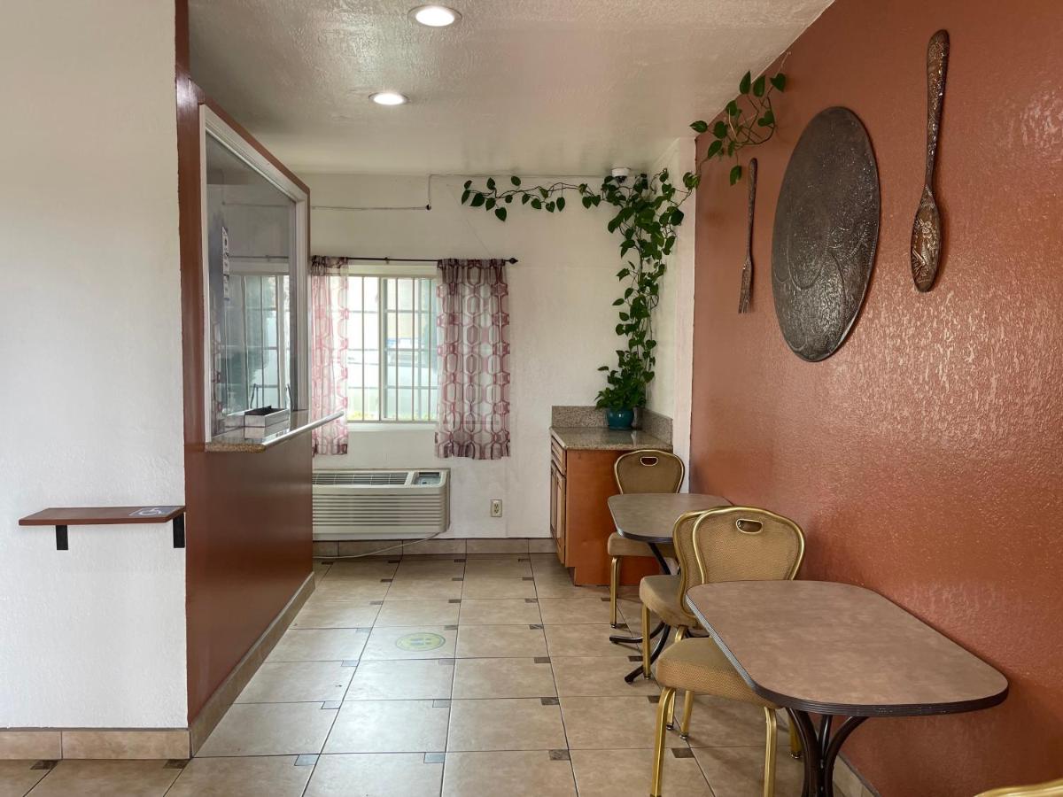 Motel Airport Inn — photo 4