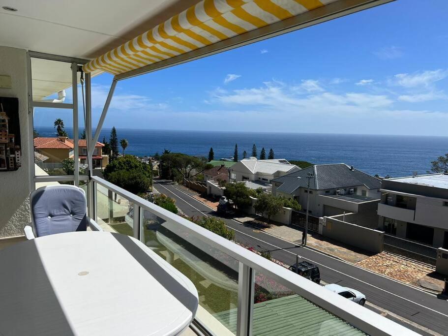 Camps Bay 2 Bed Sea Grand View - 5