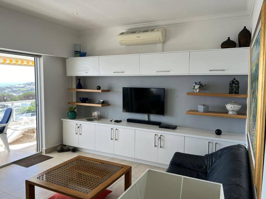 Camps Bay 2 Bed Sea Grand View - 4