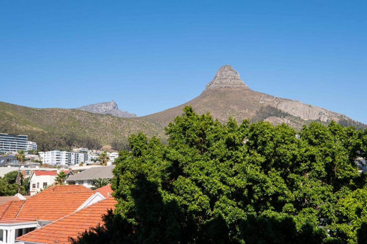 South African Fusion Heart Of Sea Point - 2