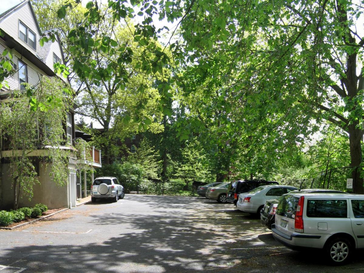 Longwood Inn — photo 15