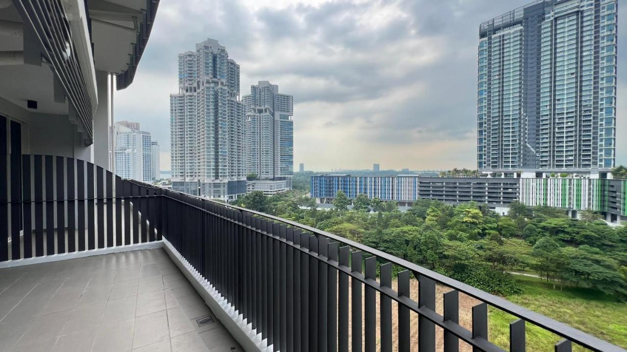 Encorp Marina ,Bathtub 2BR/6 pax - 5