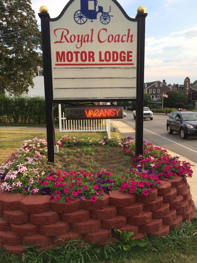 Royale Coach Motor Lodge — photo 5
