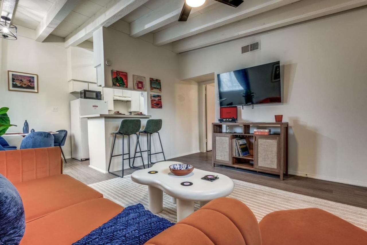 Austin Central Modern Comfort Pet-Friendly - 5