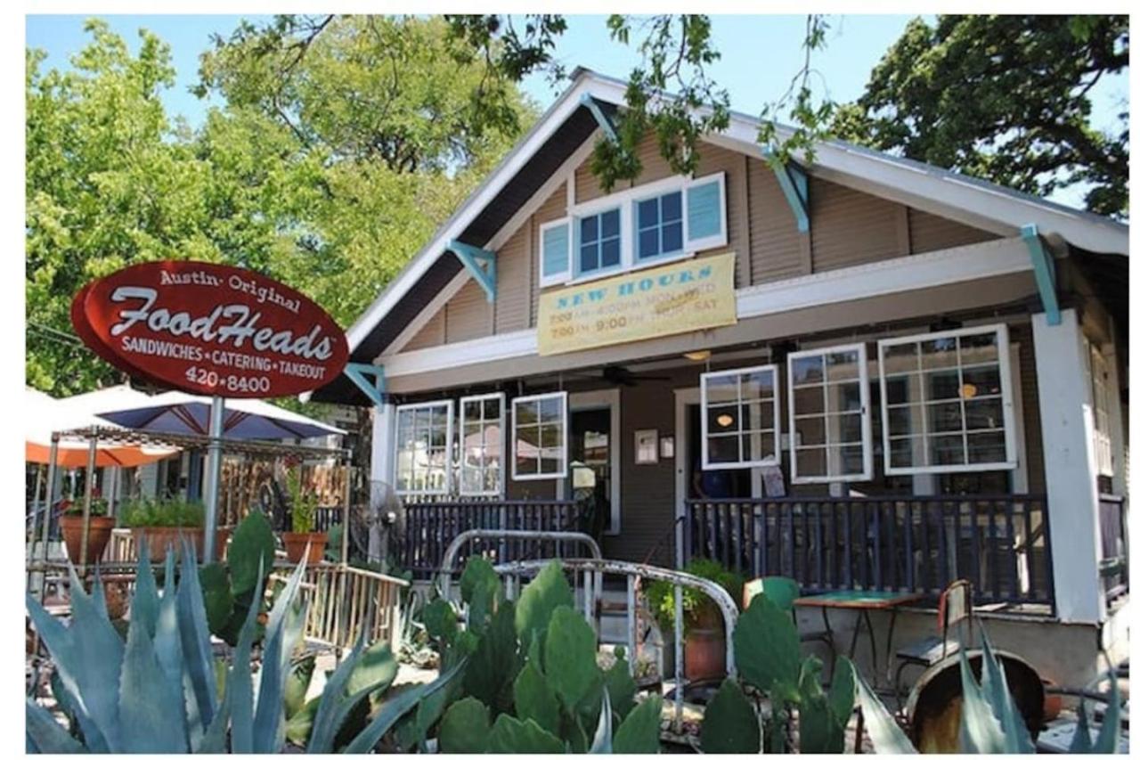 Austin Central 10 Min to Downtown - 3