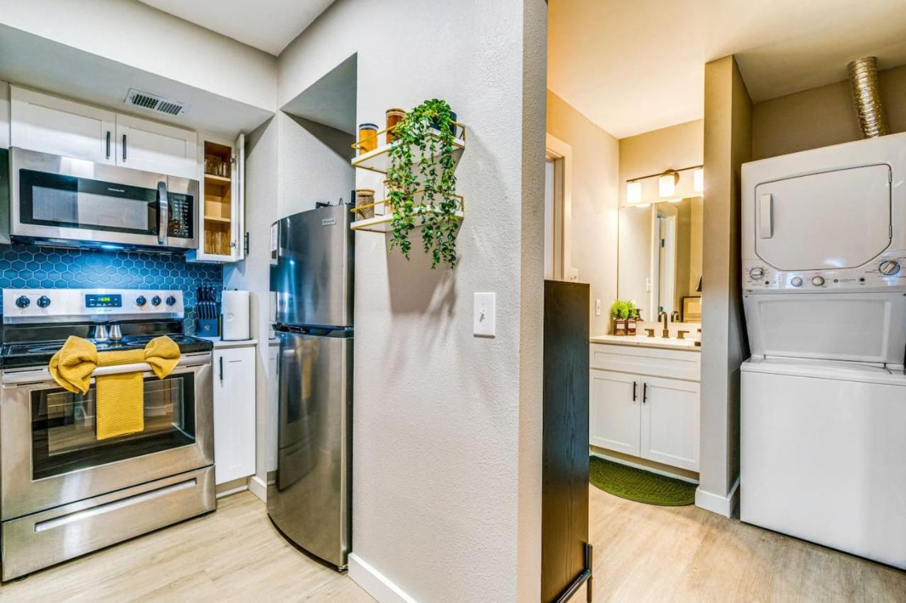 Exquisite Studio Pet-Friendly 10mins from Downtown - 3