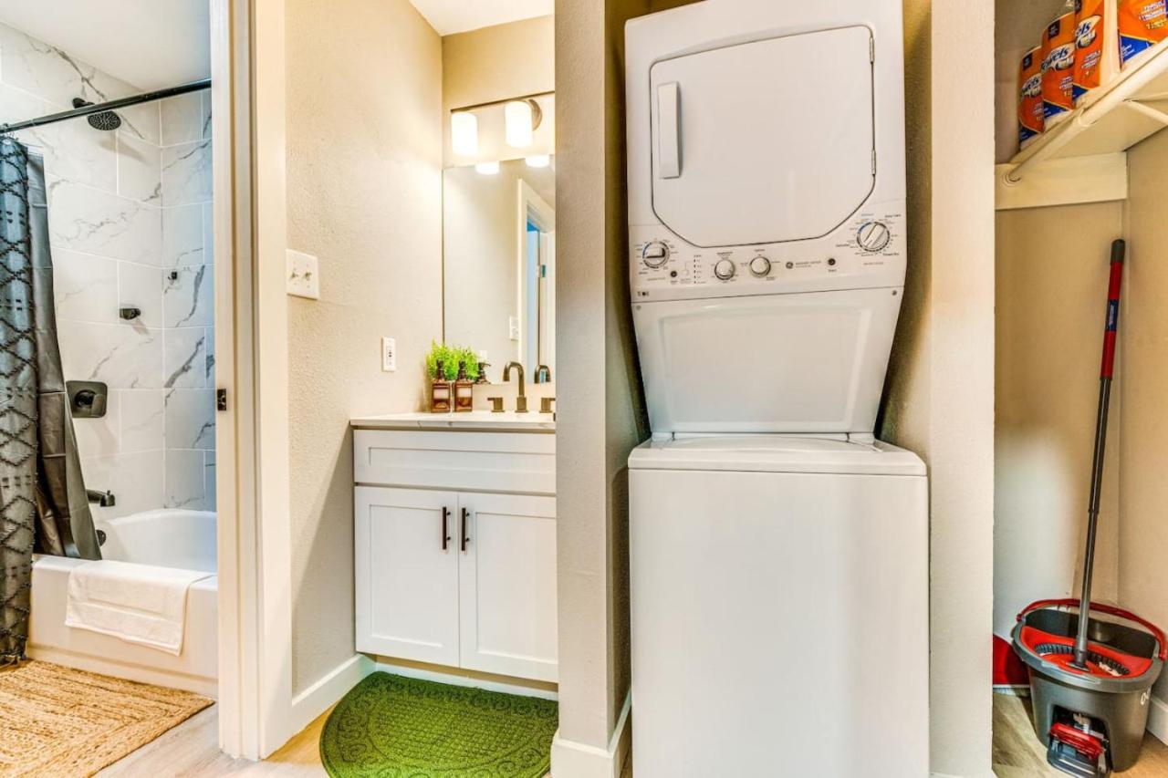 Exquisite Studio Pet-Friendly 10mins from Downtown - 2