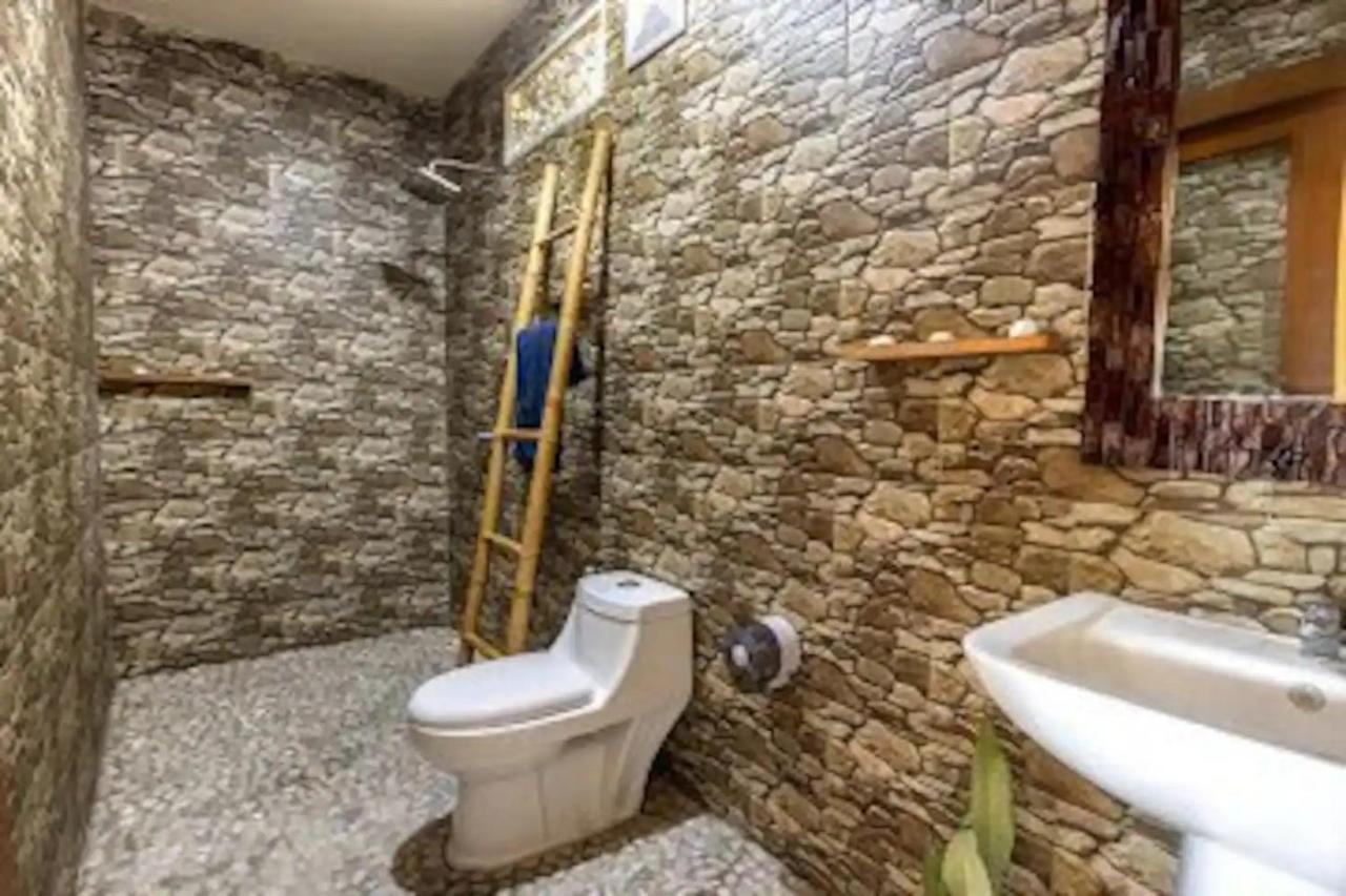 Made 02 Balangan, Homestay, Villas, & Warung Made02 - 3