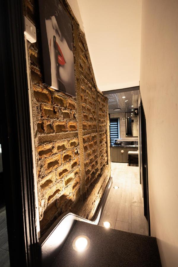 Islington Romantic Studio - Jacuzzi & Garden - 4