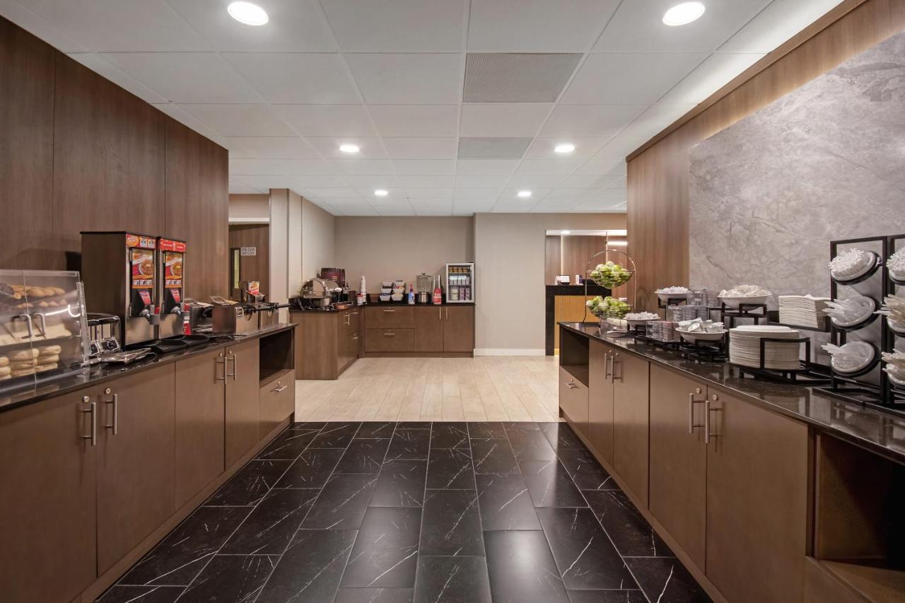 Best Western Plus Meadowlands - 4